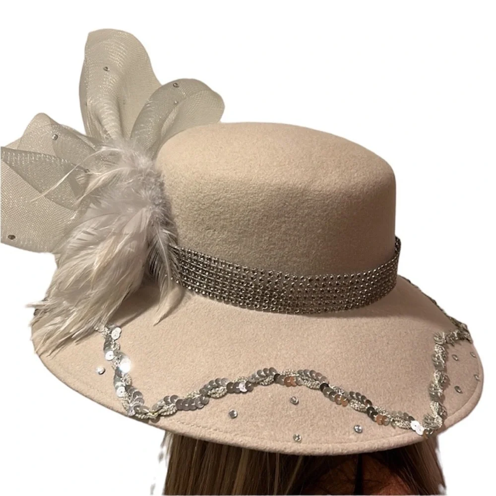 Vintage Donna Vinci Couture | Wool Church‎ Hat Light Beige Sequins Mesh Feathers